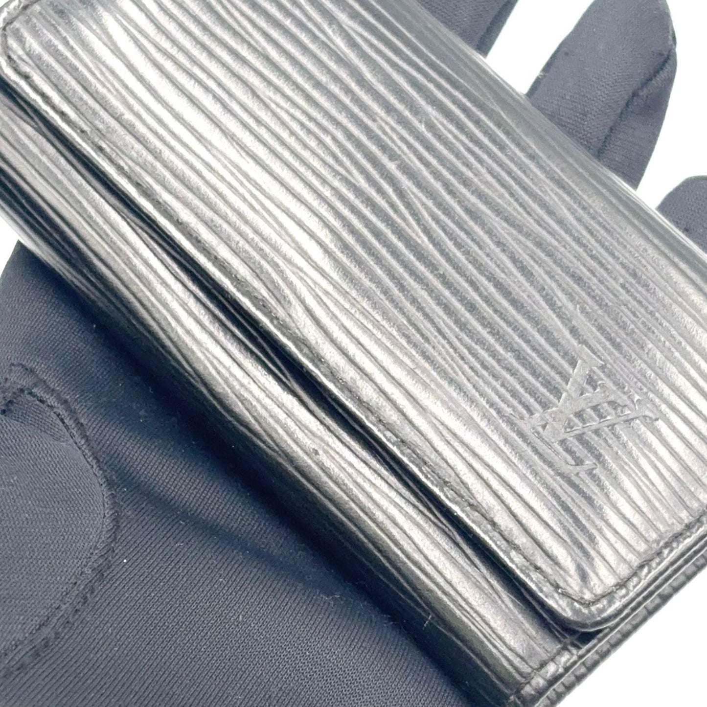 Louis Vuitton Multicles 4 Epi Noir Leather Black Key Case Silver Key Holder — view 5