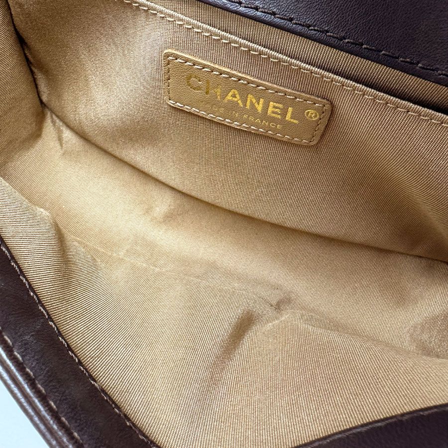 Chanel Shoulder Bag — view 5