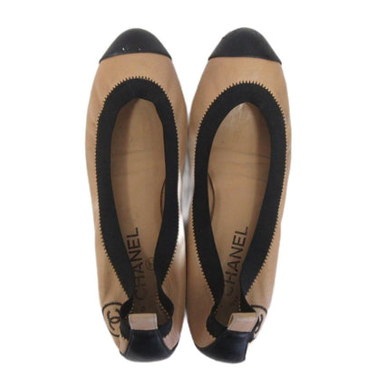 Chanel Flat Shoes CC Logo Embroidery Bicolor Beige Black — view 8