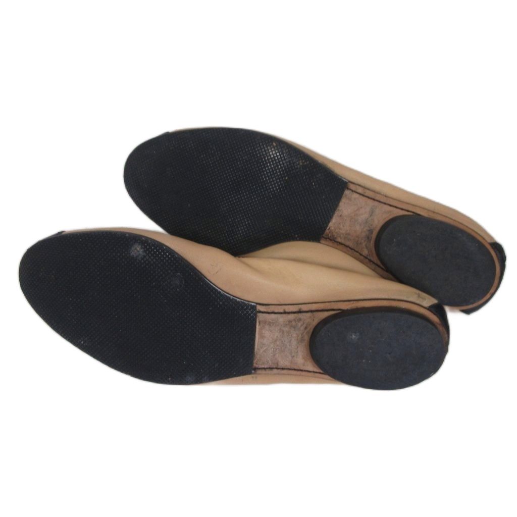 Chanel Flat Shoes CC Logo Embroidery Bicolor Beige Black — view 7