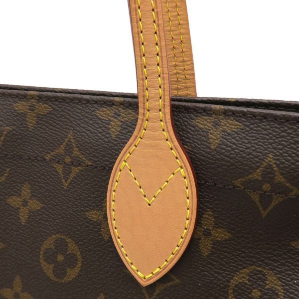 Louis Vuitton Monogram Carry It Messenger — view 6