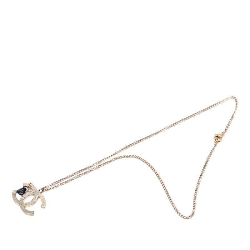 Chanel 01P CC Logo Heart Pendant Gold Plated — view 3