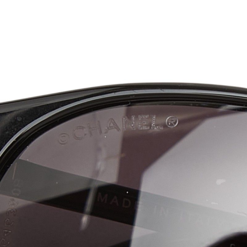 Chanel CC Logo Sunglasses Black Acetate Eyewear — view 4