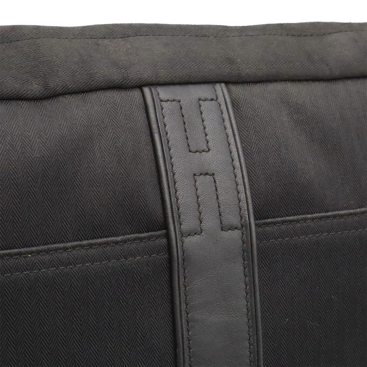 Hermes Acapulco Besace MM Shoulder Bag Crossbody Nylon Leather Black — view 8
