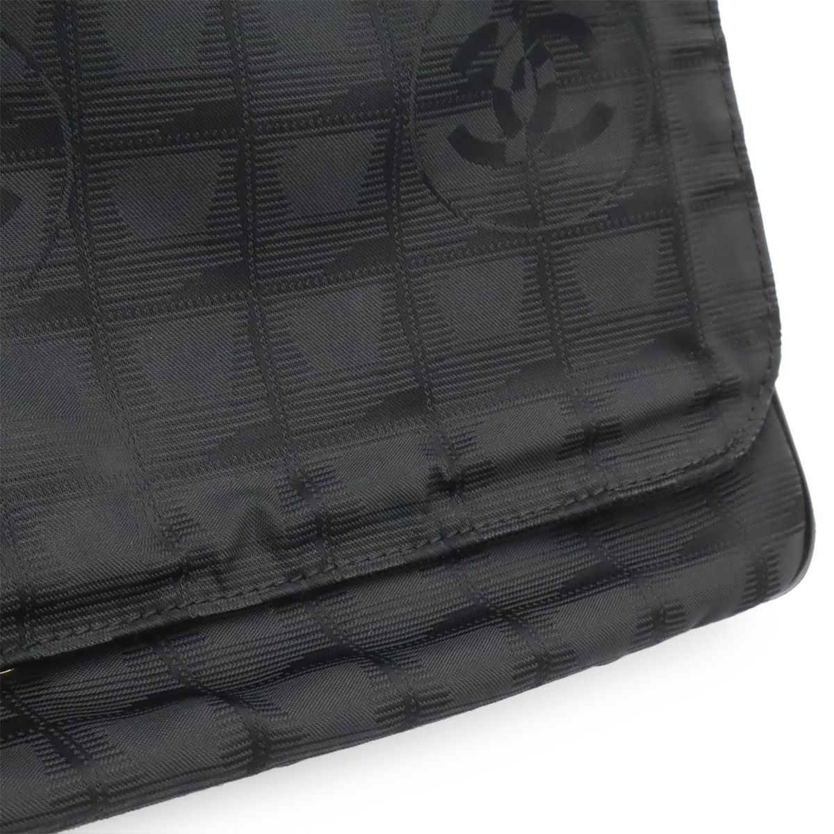 Chanel New Travel Line Messenger Bag Crossbody Nylon Jacquard Black Gold — view 8