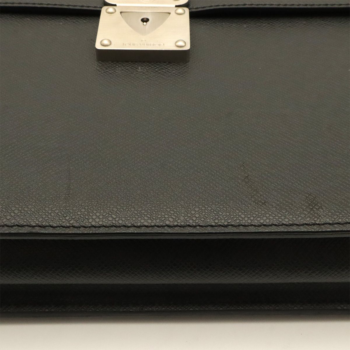 Louis Vuitton Taiga Document Purse Briefcase Business Leather Ardoise Black — view 4