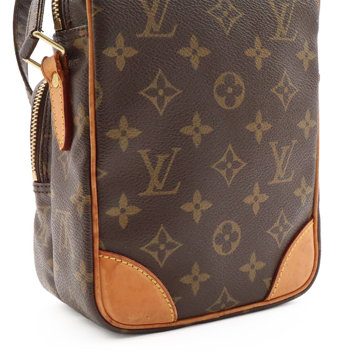 Louis Vuitton Monogram Amazon Shoulder Bag Pochette — view 6