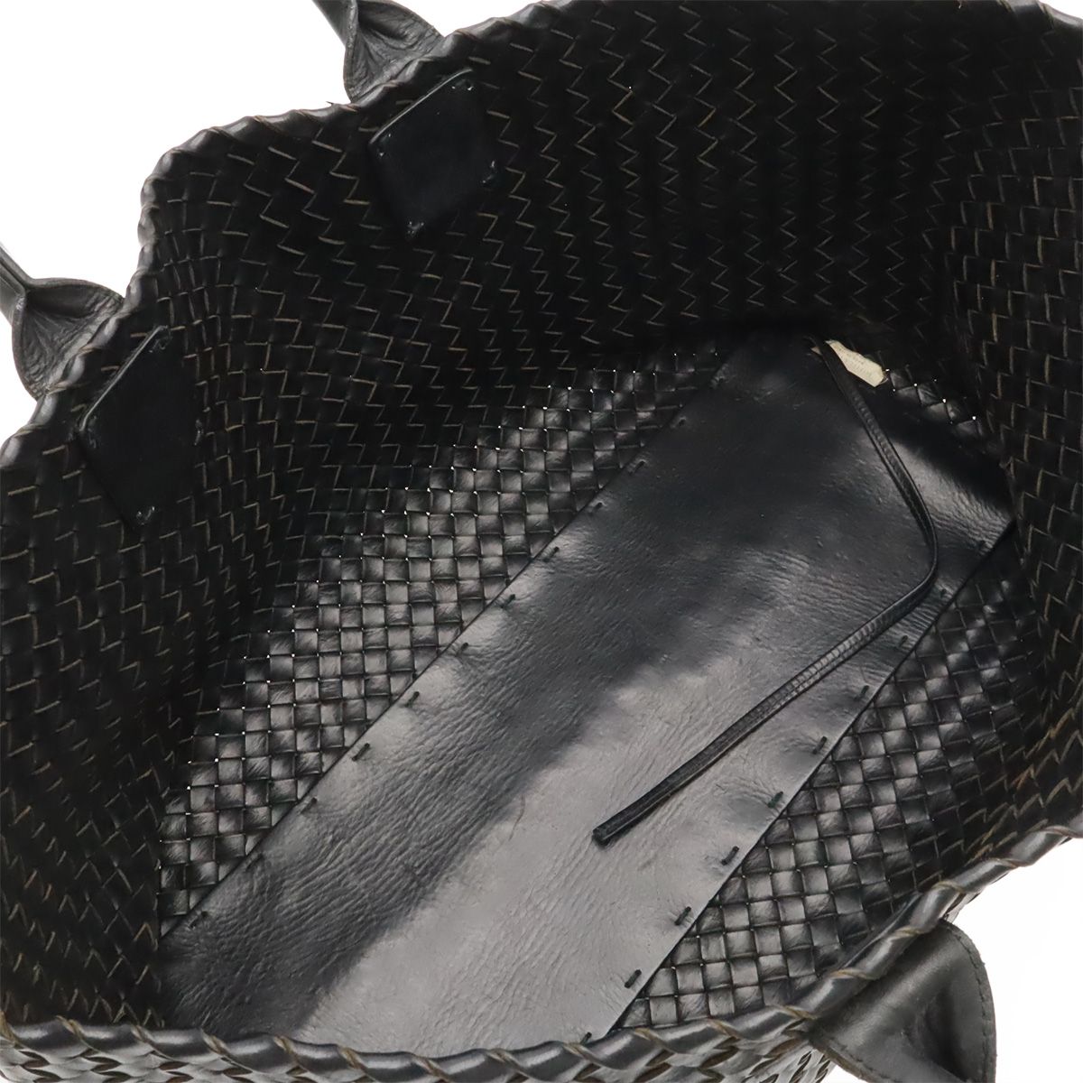 Bottega Veneta Intrecciato Cava MM Tote Leather Black Pouch Out of Stock — view 7