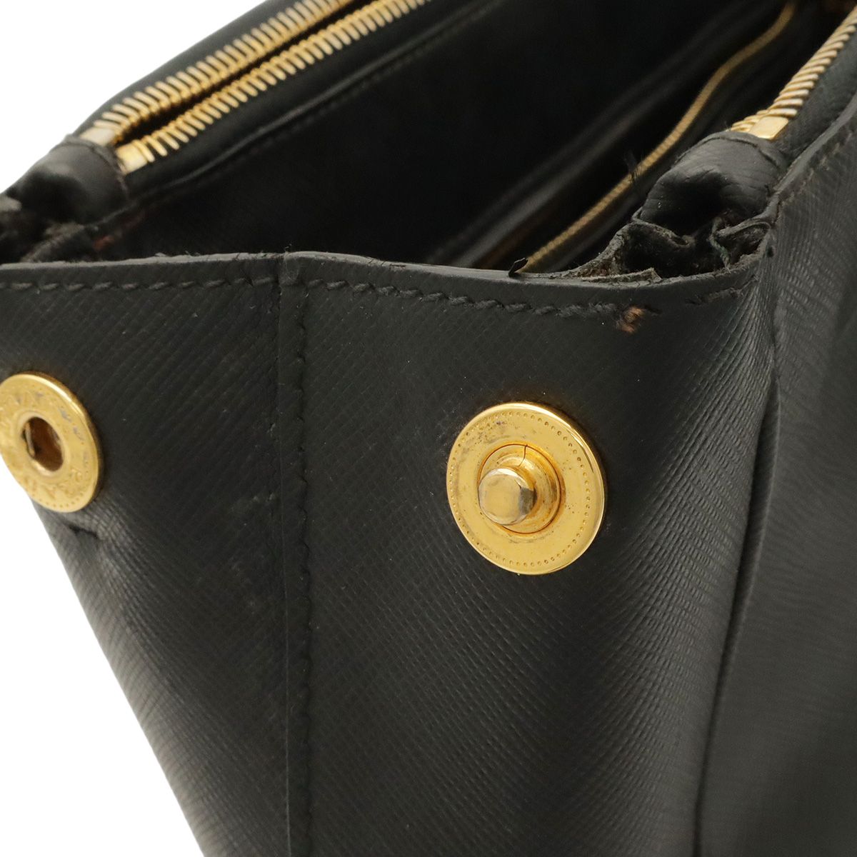 Prada Saffiano Lux 2-Way Shoulder Bag Leather Nero Black Gold — view 4