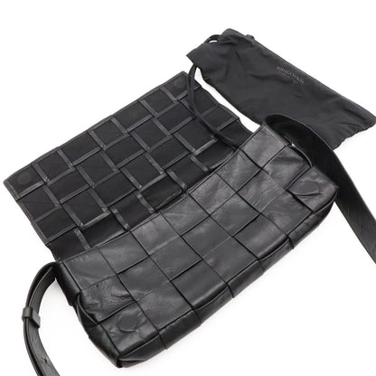 Bottega Veneta the Stretch Cassette Camping Shoulder Bag Maxi Intre Leather — view 6