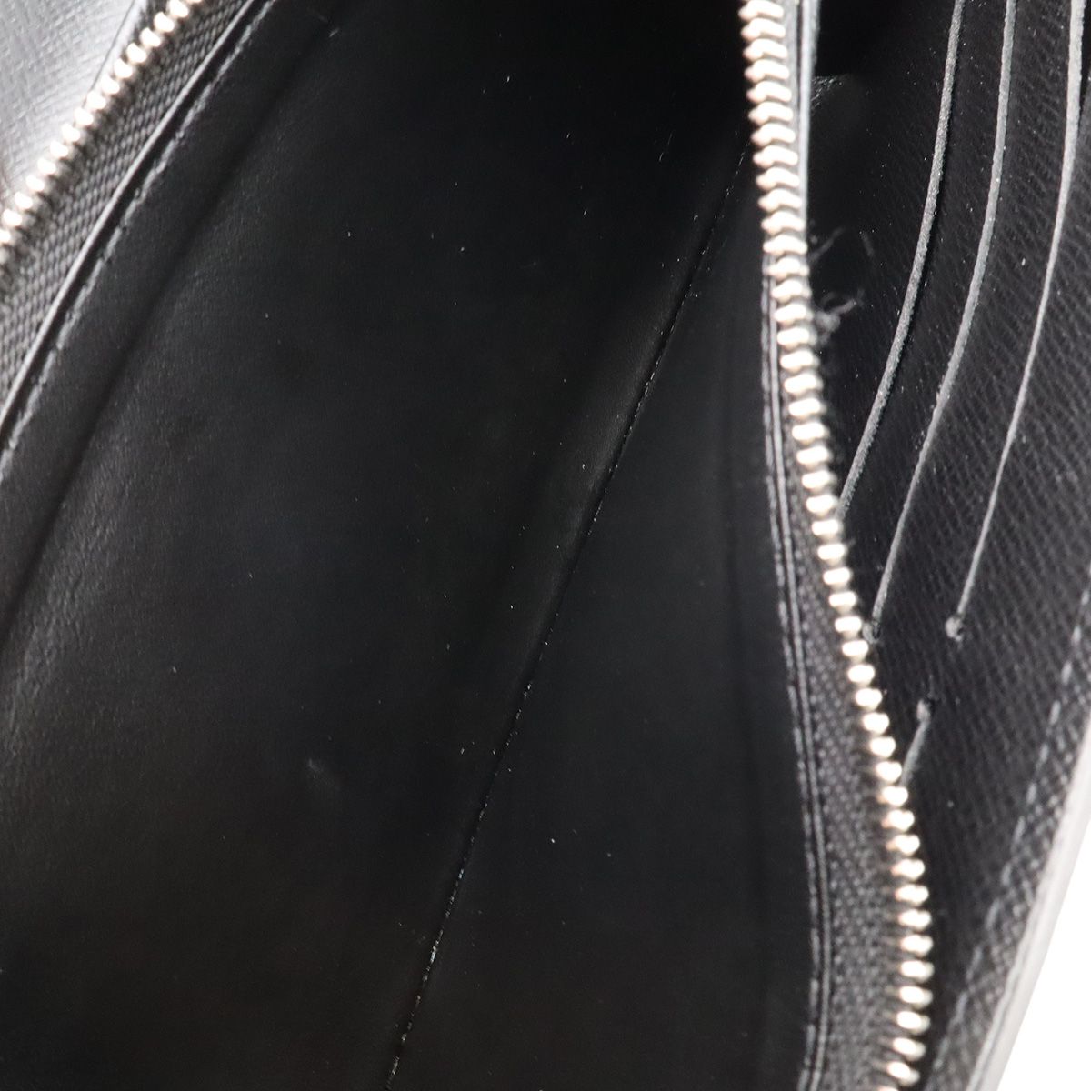 Louis Vuitton Epi Portefeuille Twist 2 Fold Wallet Bifold Leather Noir Black — view 9