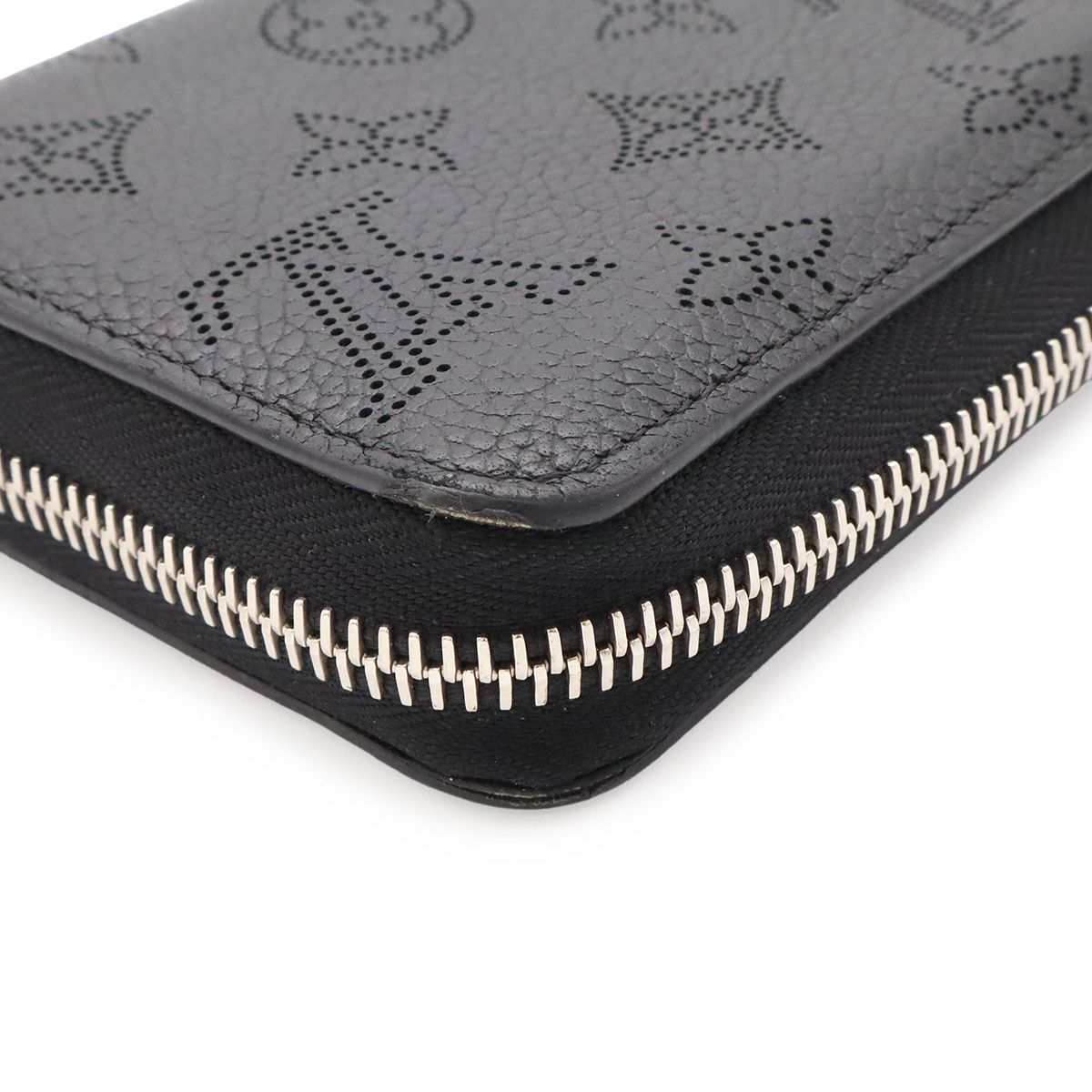 Louis Vuitton Monogram Mahina Zippy Wallet Zip Around Leather Noir Black — view 3