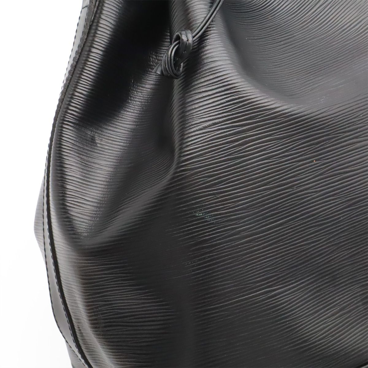 Louis Vuitton Epi Noe Shoulder Bag Drawstring Noir Black Gold — view 8