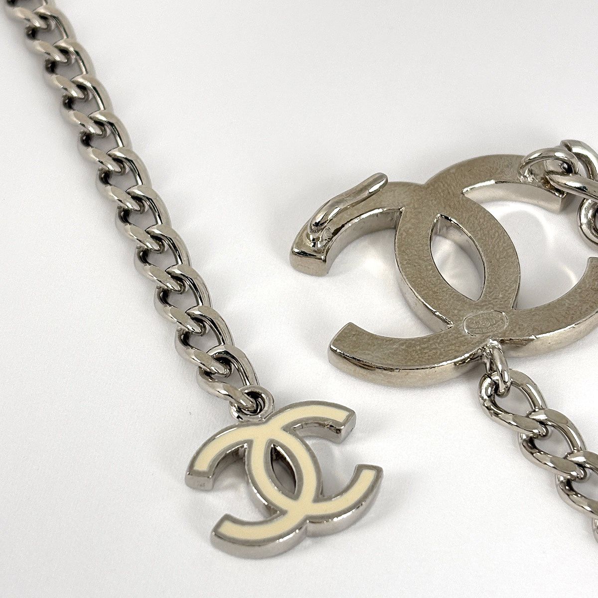 Chanel Belt CC Logo Chain 04 Metal Silver — view 3
