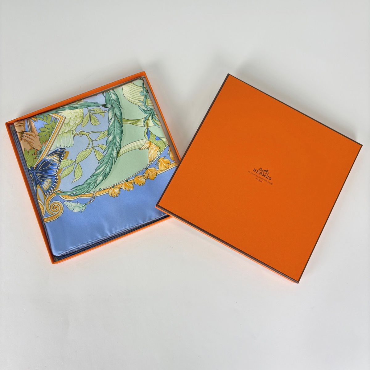 Hermes Carre 90 Amazonia Scarf Silk Blue Multicolor — view 4