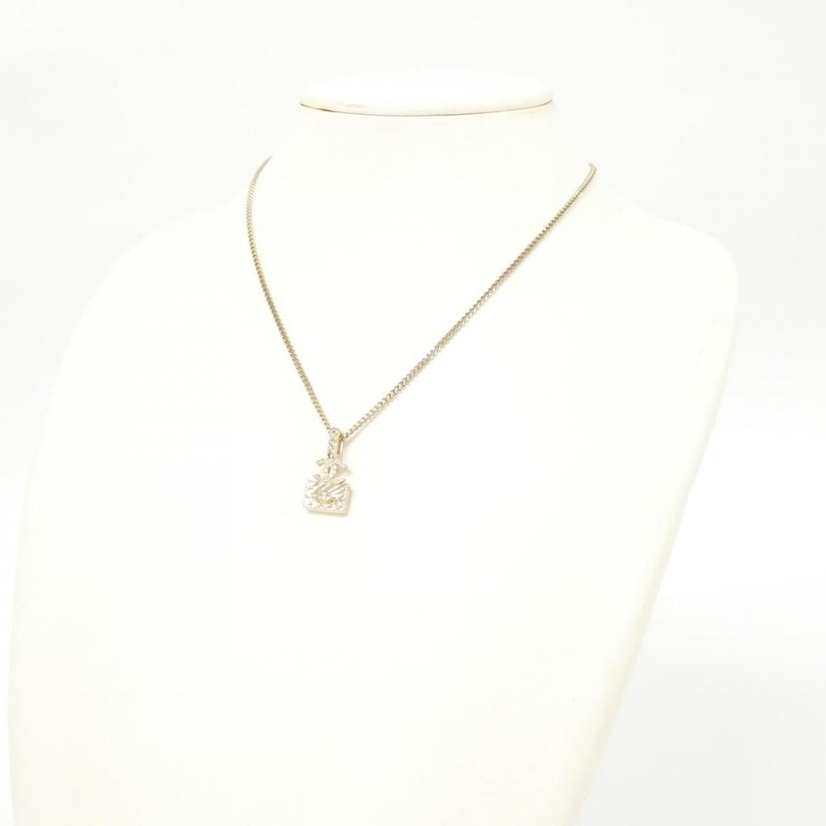Chanel Necklace Gold — view 5