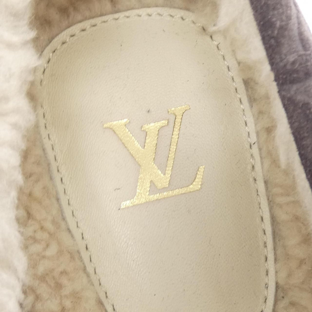Louis Vuitton LV Driver Line Loafers Shoes — view 6