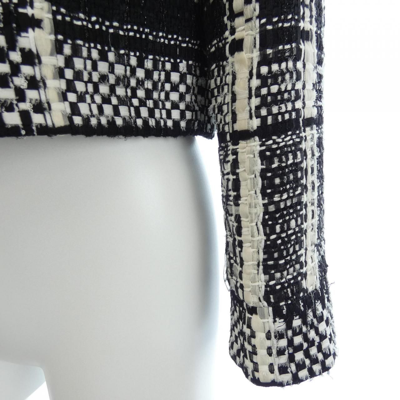 Chanel Collarless Jacket Black — view 6
