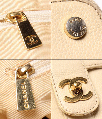 Chanel Tote Shoulder Gold — view 6