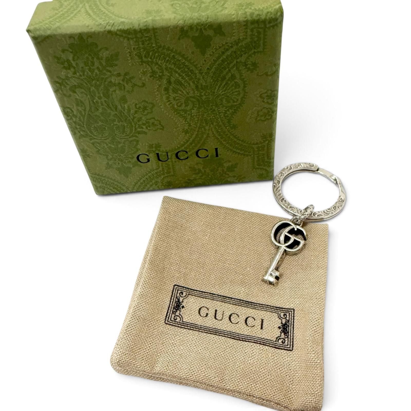 Gucci Double Key Motif Bag Charm Key Holder Silver — view 2