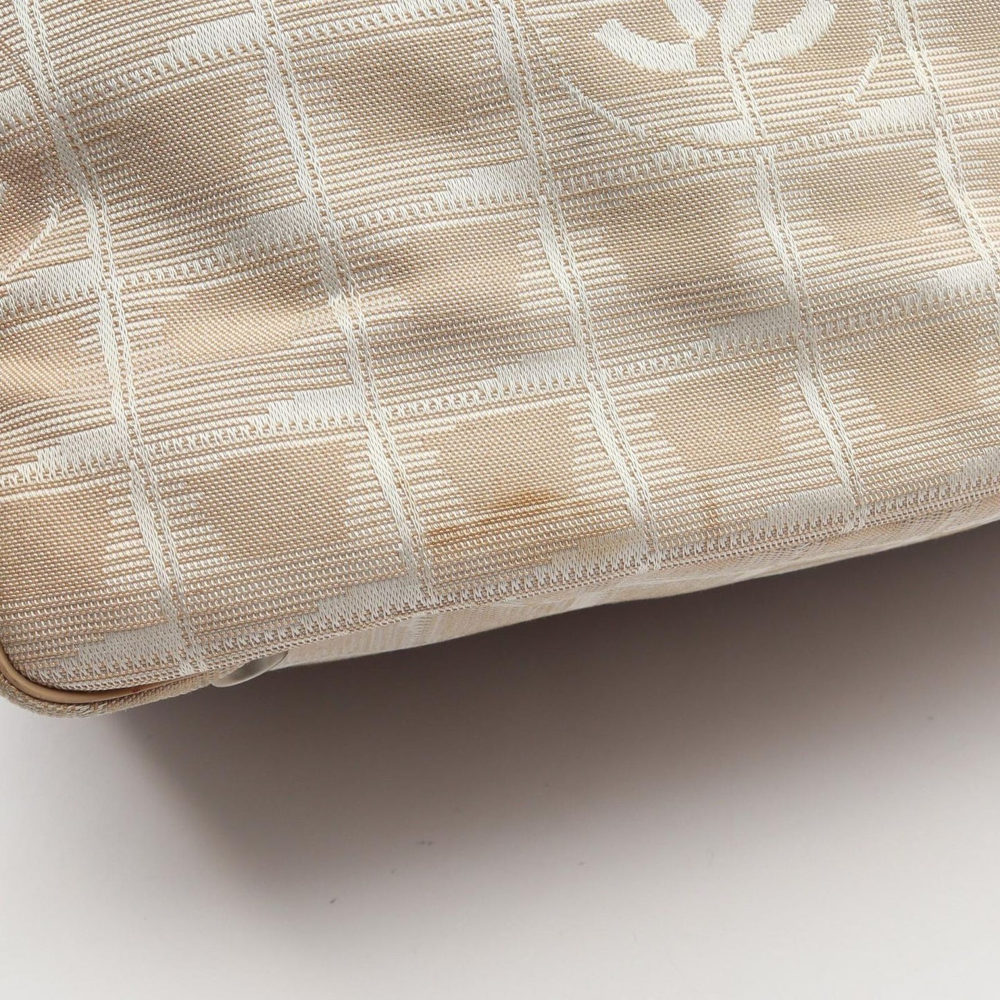 Chanel Tote New Travel Line MM Beige Leather New MM — view 8