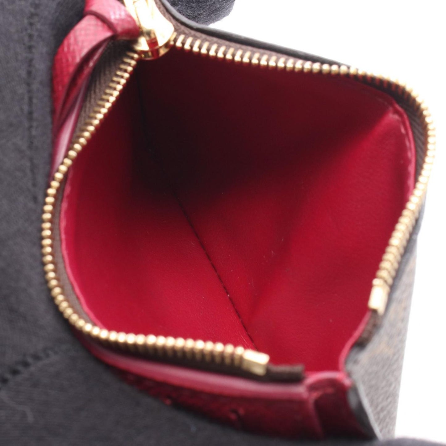 Louis Vuitton Trifold Wallet Portefeuille Victorine Monogram Fuchsia Leather — view 5