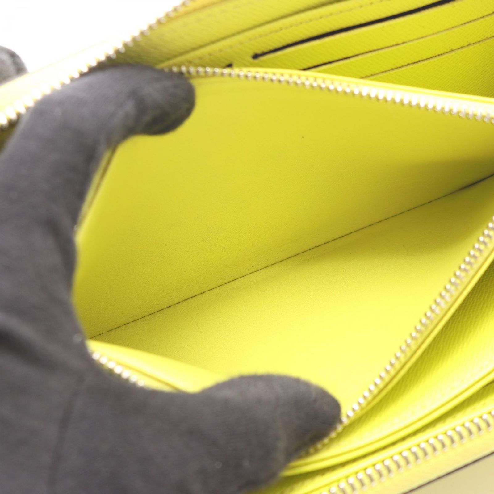 Louis Vuitton Round Wallet Zippy Jaune Leather — view 6