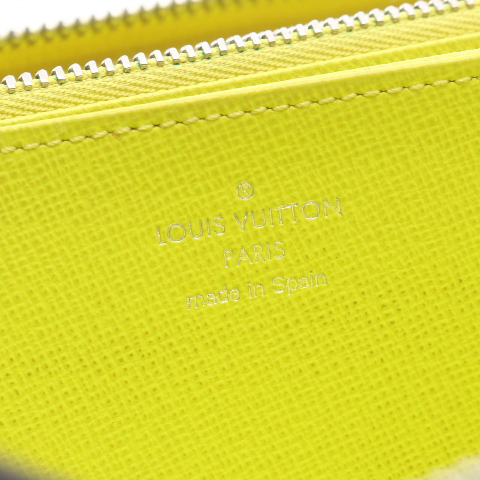 Louis Vuitton Round Wallet Zippy Jaune Leather — view 4