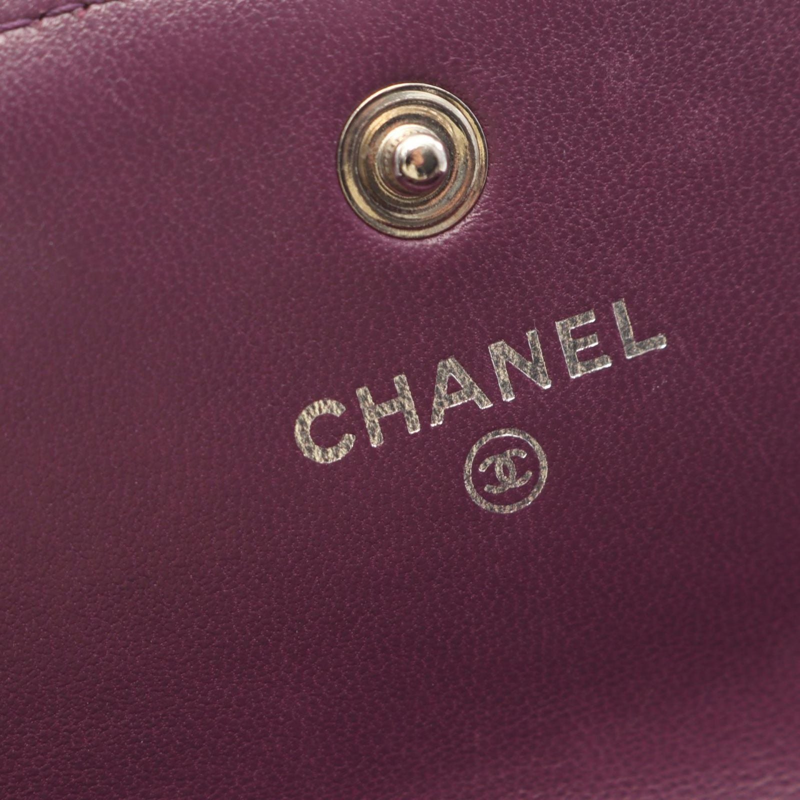 Chanel Bifold Wallet Boy Purple Lambskin Boy — view 4
