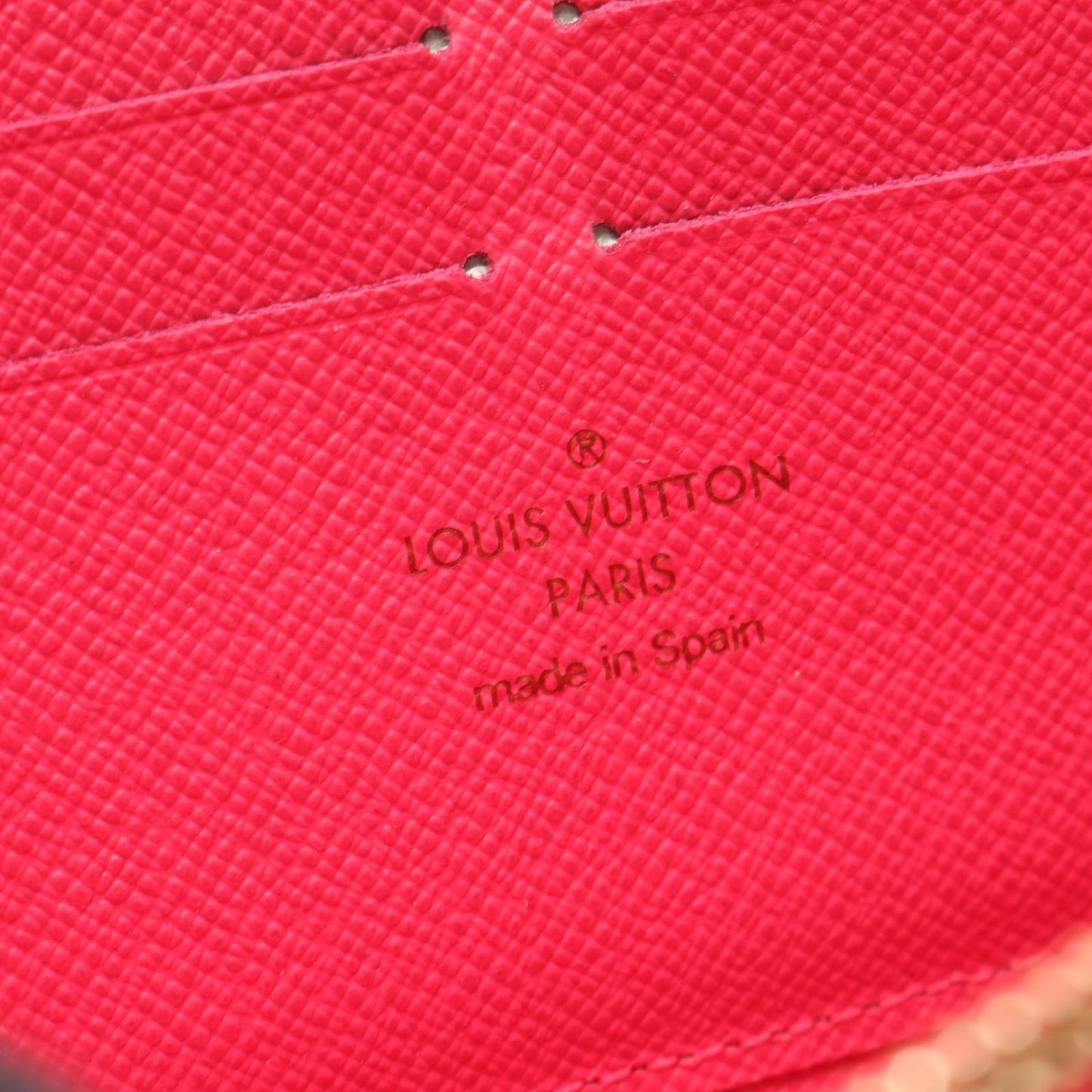Louis Vuitton Round Wallet Zippy Noir Grenade Canvas — view 4