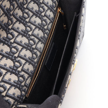 Dior Shoulder Bag 30 Montaigne Oblique Navy Ivory Canvas Leather — view 3