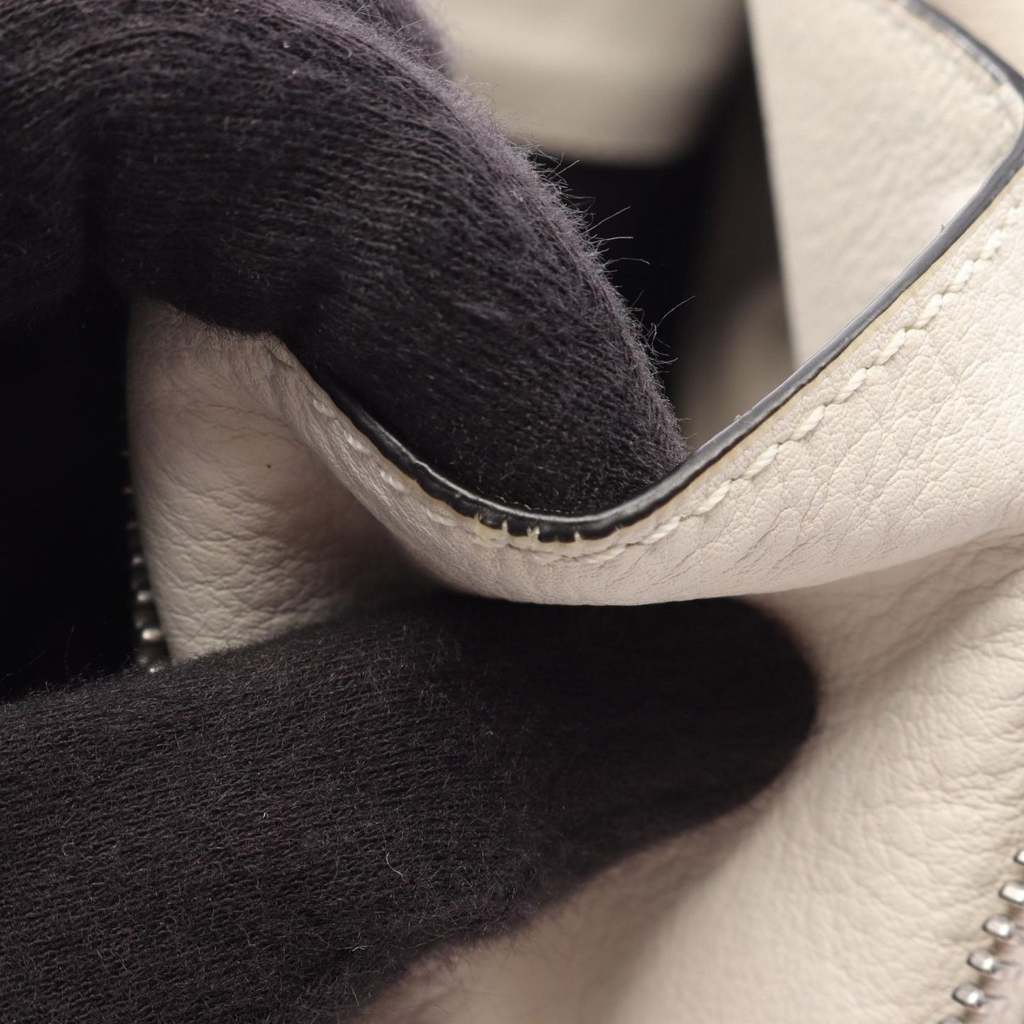 Loewe Handbag Hammock Bag Small 2-Way White Leather — view 5