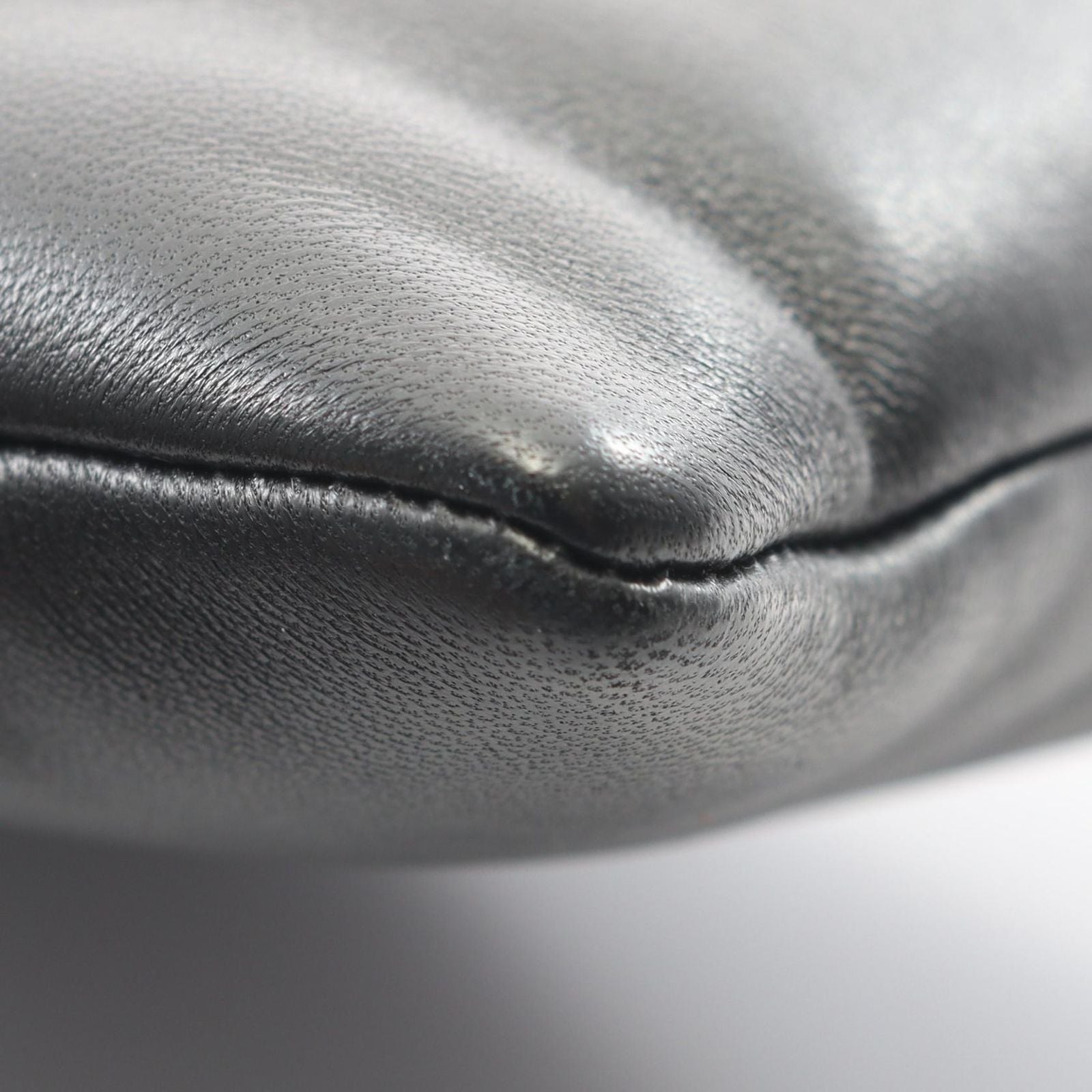 Saint Laurent Paris Clutch Puffy Pouch Black Leather Large — view 7