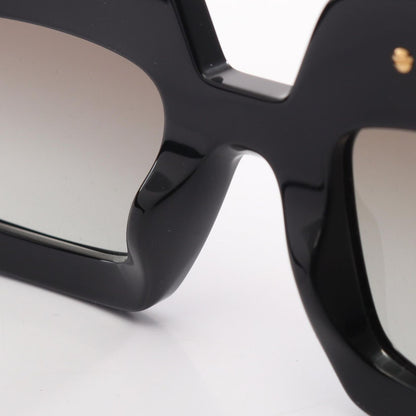 Prada Sunglasses Gradient Lens Flower Black Eyewear — view 6