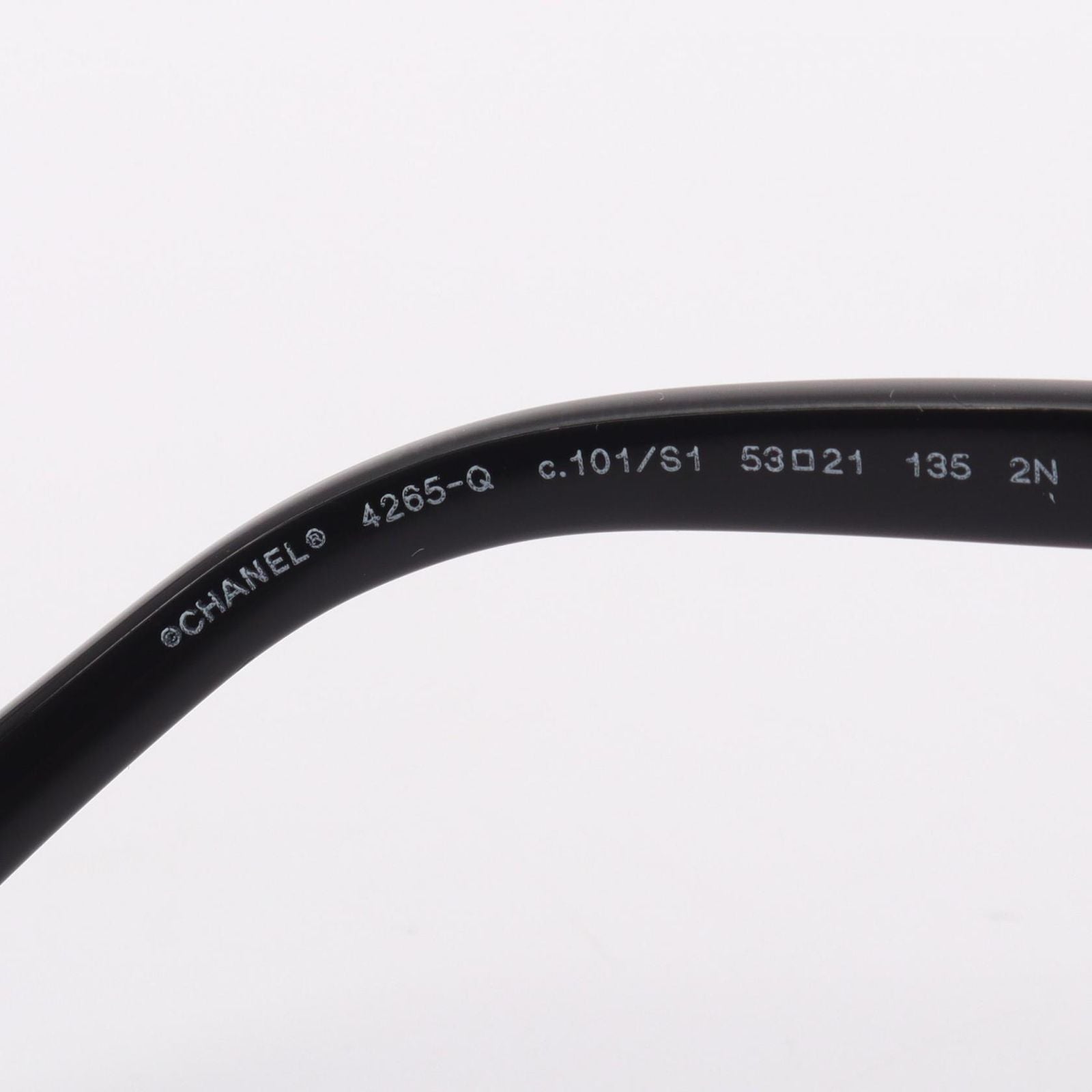 Chanel Sunglasses CC Logo Gradient Lens Round Leather Eyewear — view 4