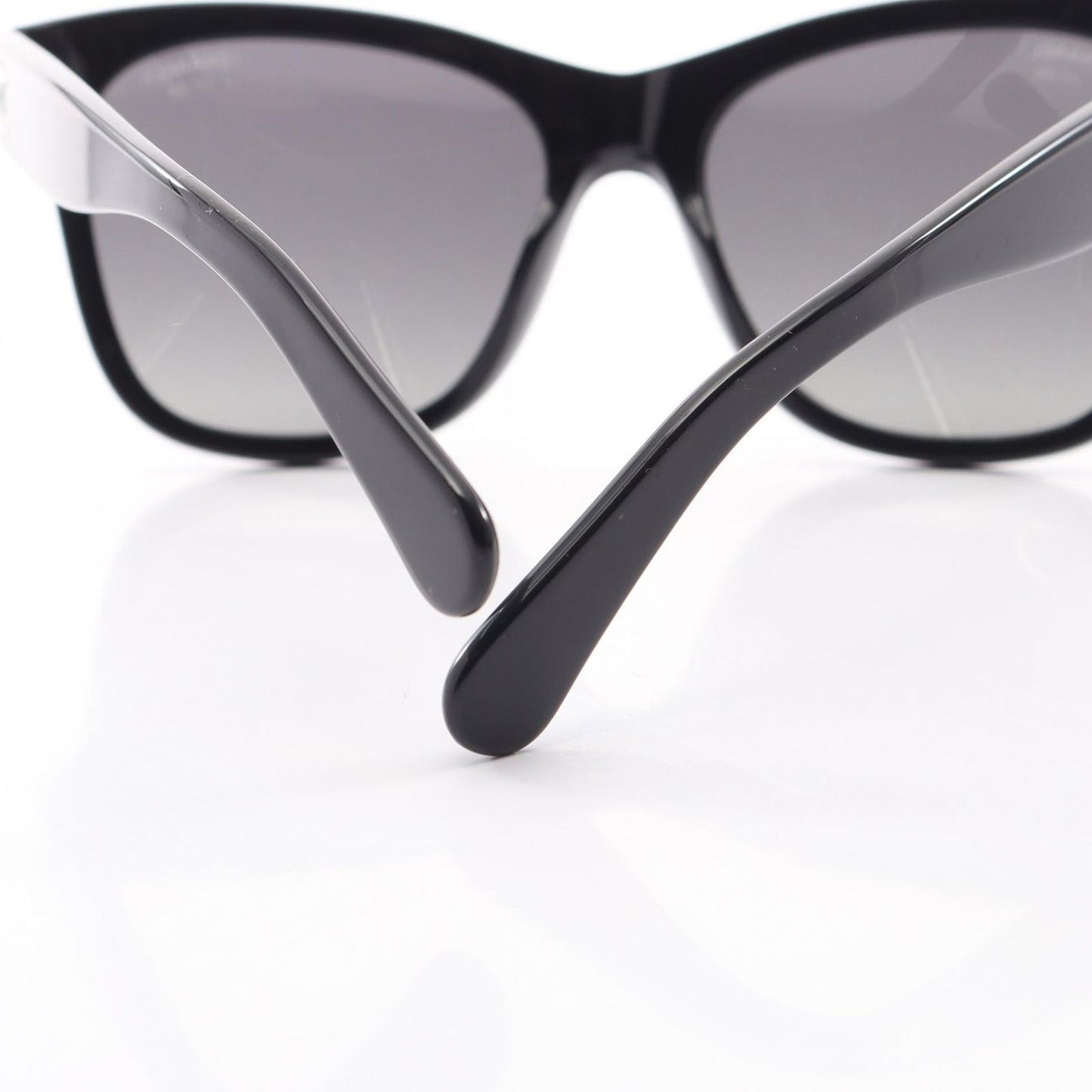Chanel Sunglasses CC Logo Gradient Lens Eyewear — view 6