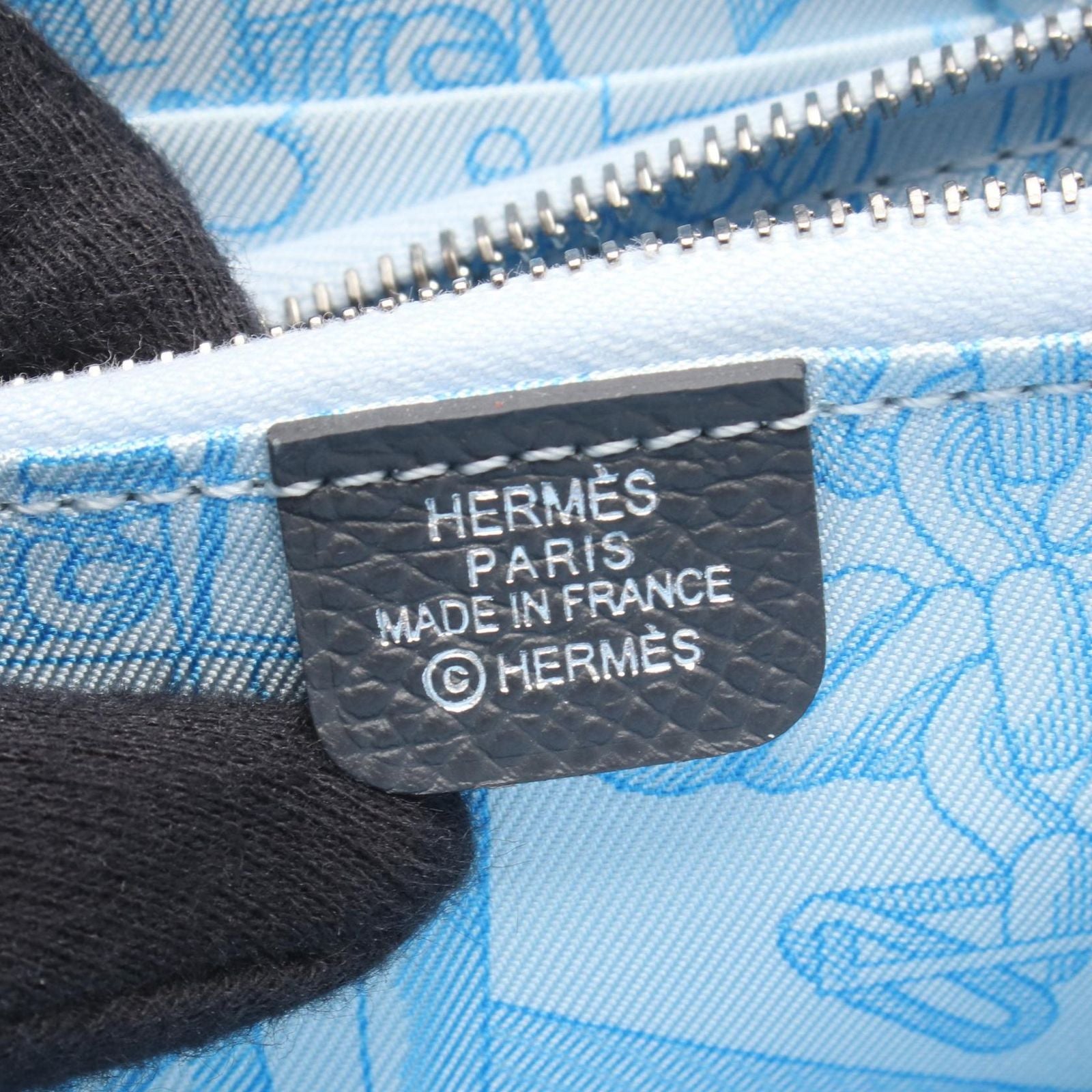 Hermes Round Wallet Azap Compact Silk in Grimisty Leather in — view 4