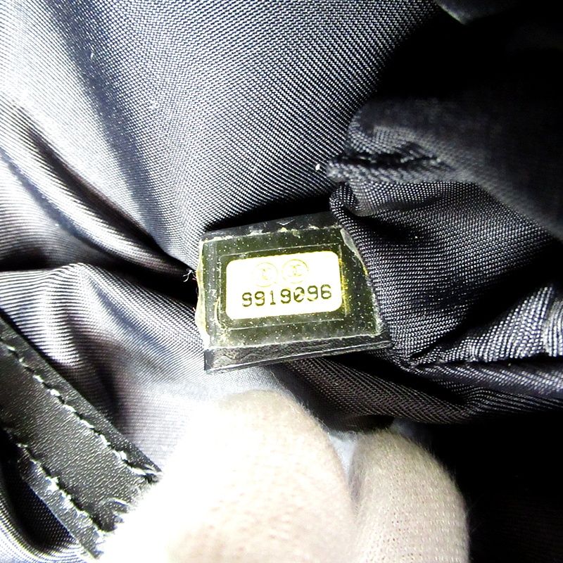 Chanel New Travel Line Tote MM Nylon Calf Black — view 8