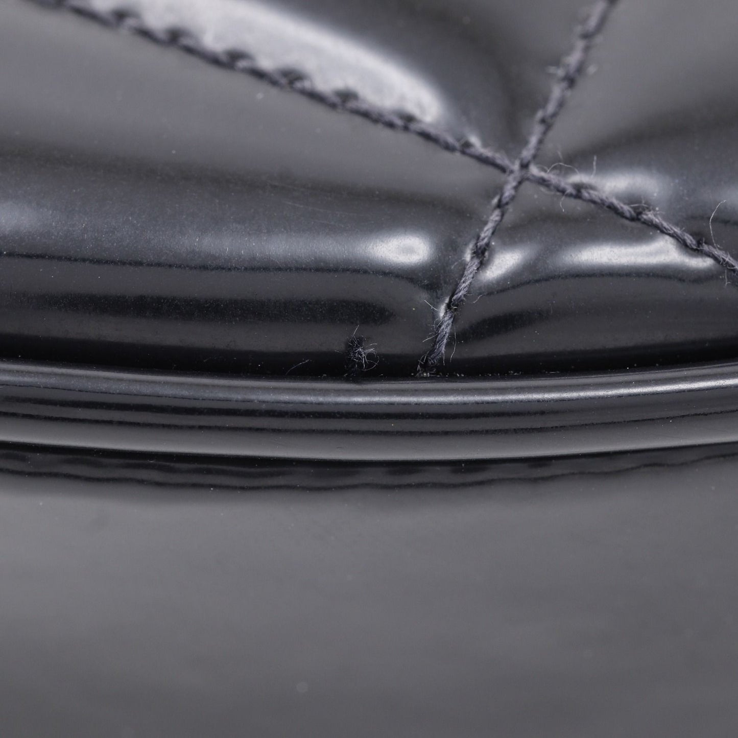 Chanel Vanity Round Patent Leather Enamel Handbag — view 4