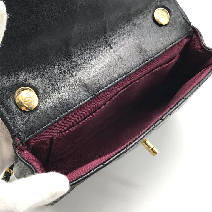 Chanel CC Logo Mini Quilted Lambskin Leather Chain Shoulder Bag Black — view 7