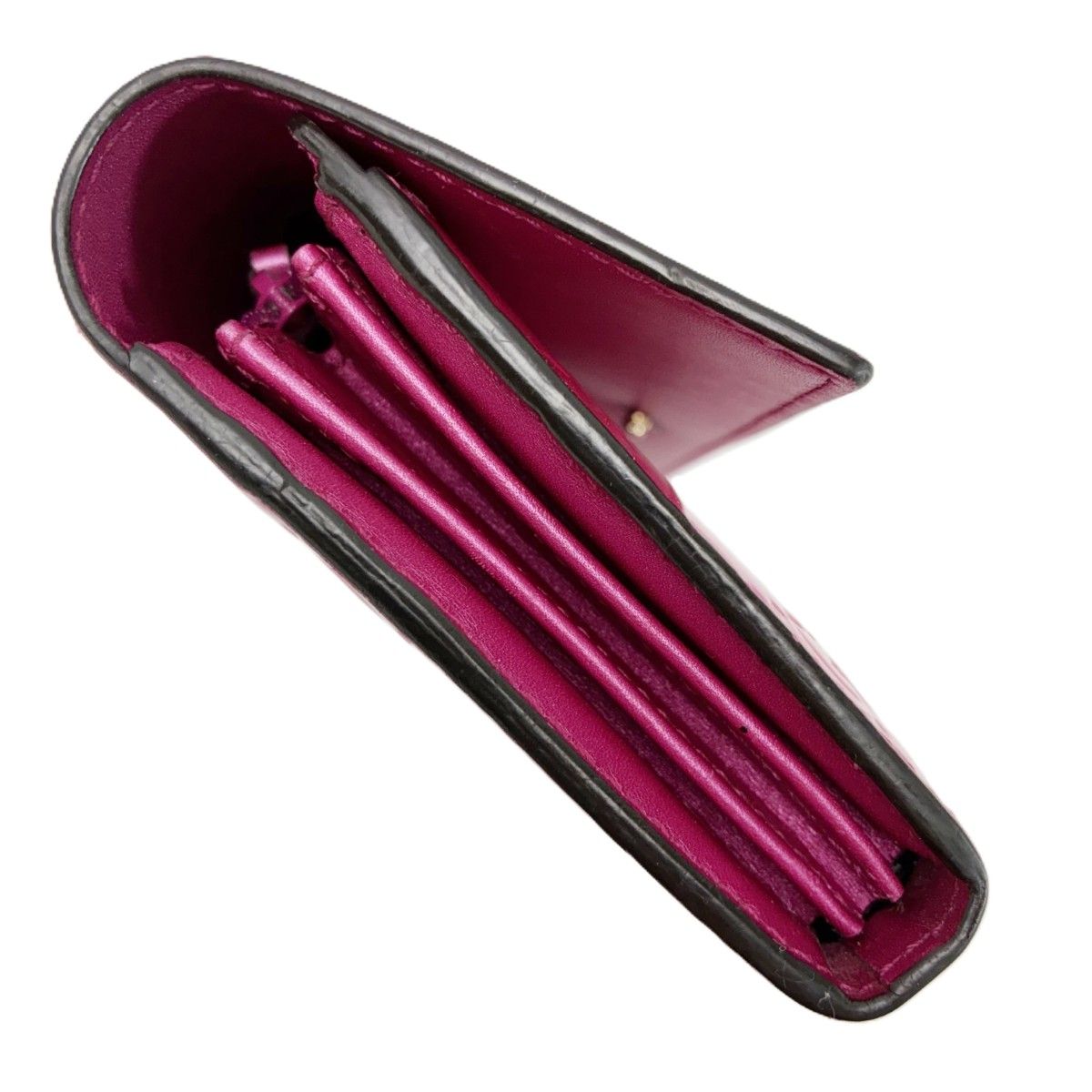 Gucci Brea Heart Enamel Pink Wallet — view 4