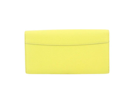 Louis Vuitton Wallet Portefeuille Capucines Tonic Lemon Taurillon Leather — view 2
