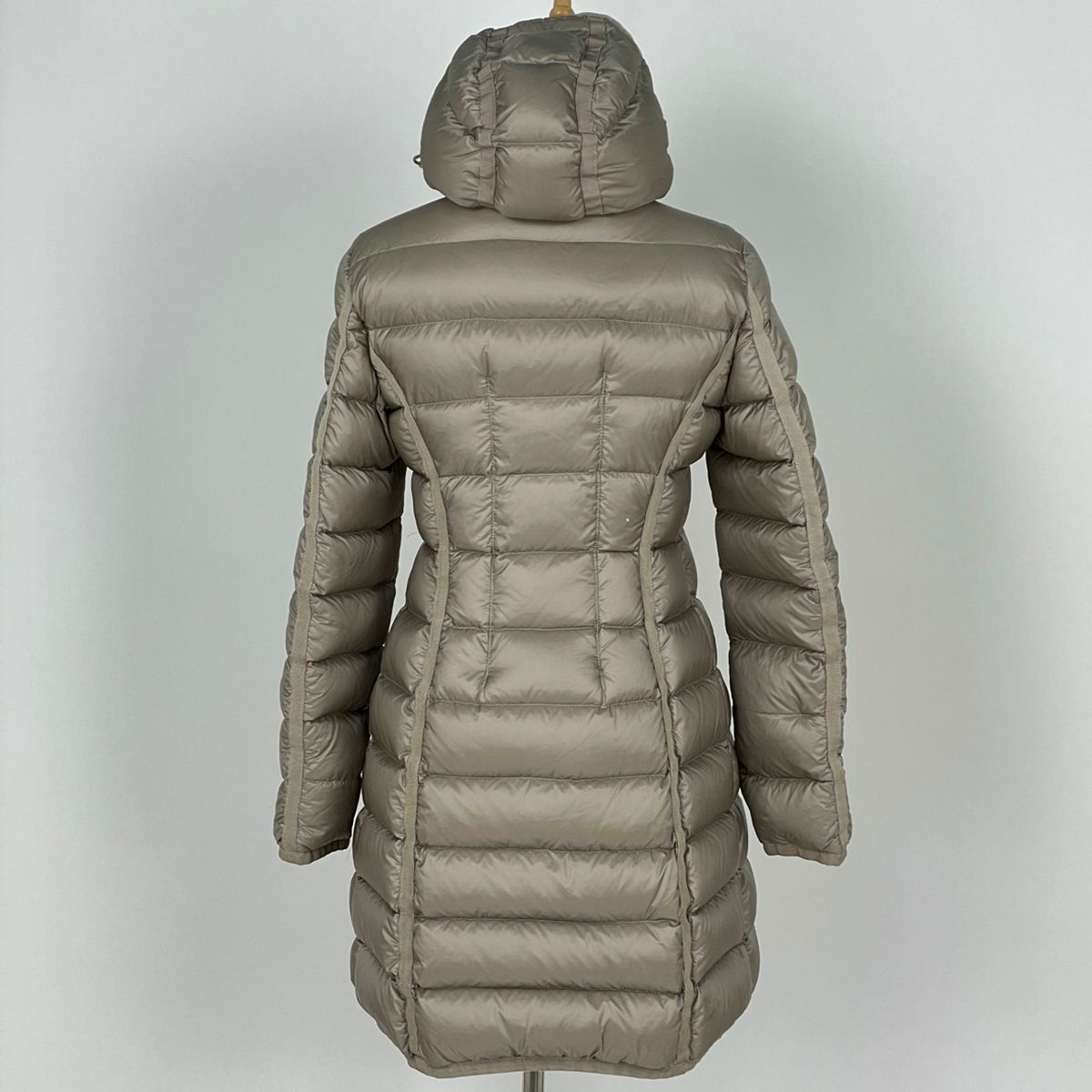 Moncler Hermine Down Coat Beige — view 3