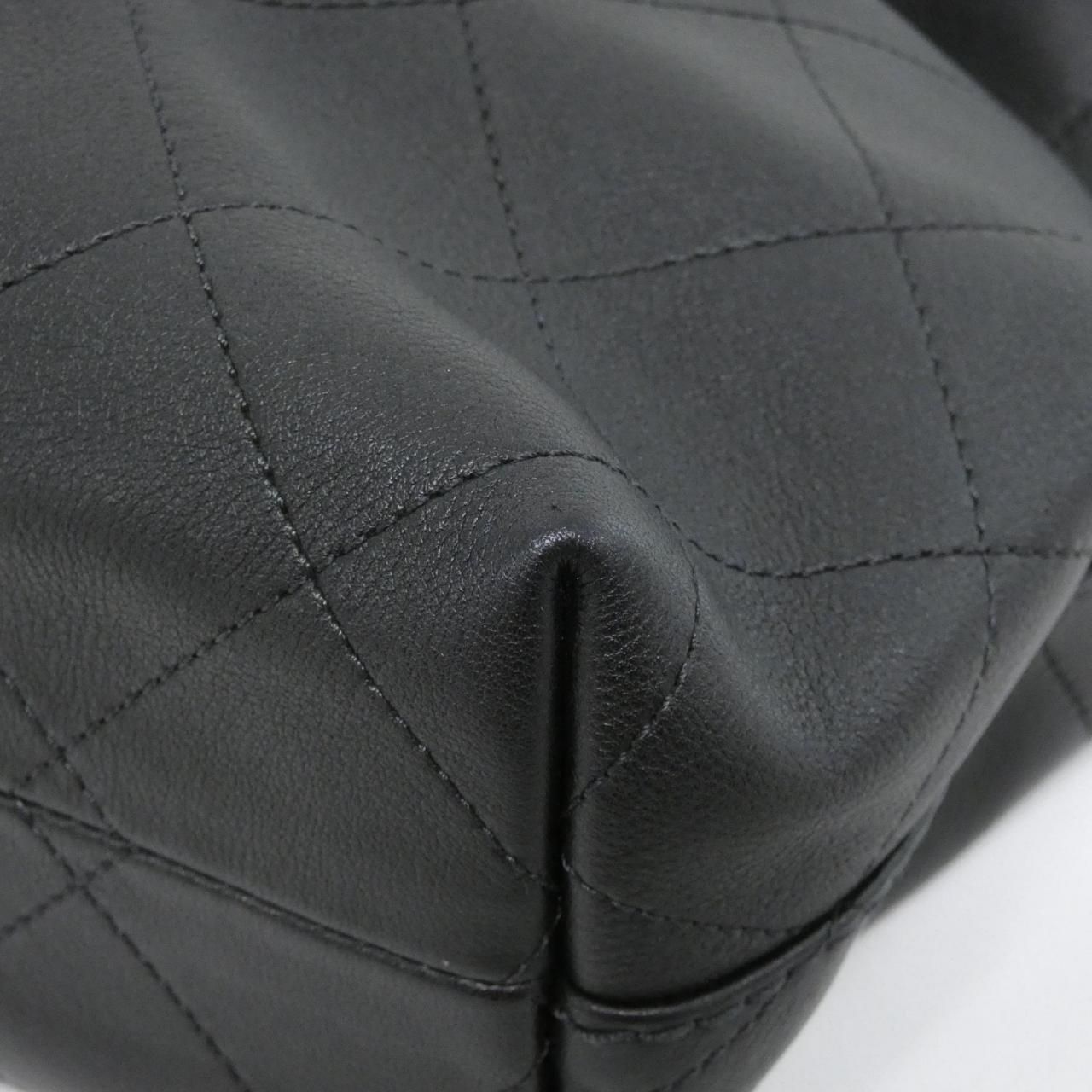 Chanel Shoulder Bag Black — view 3