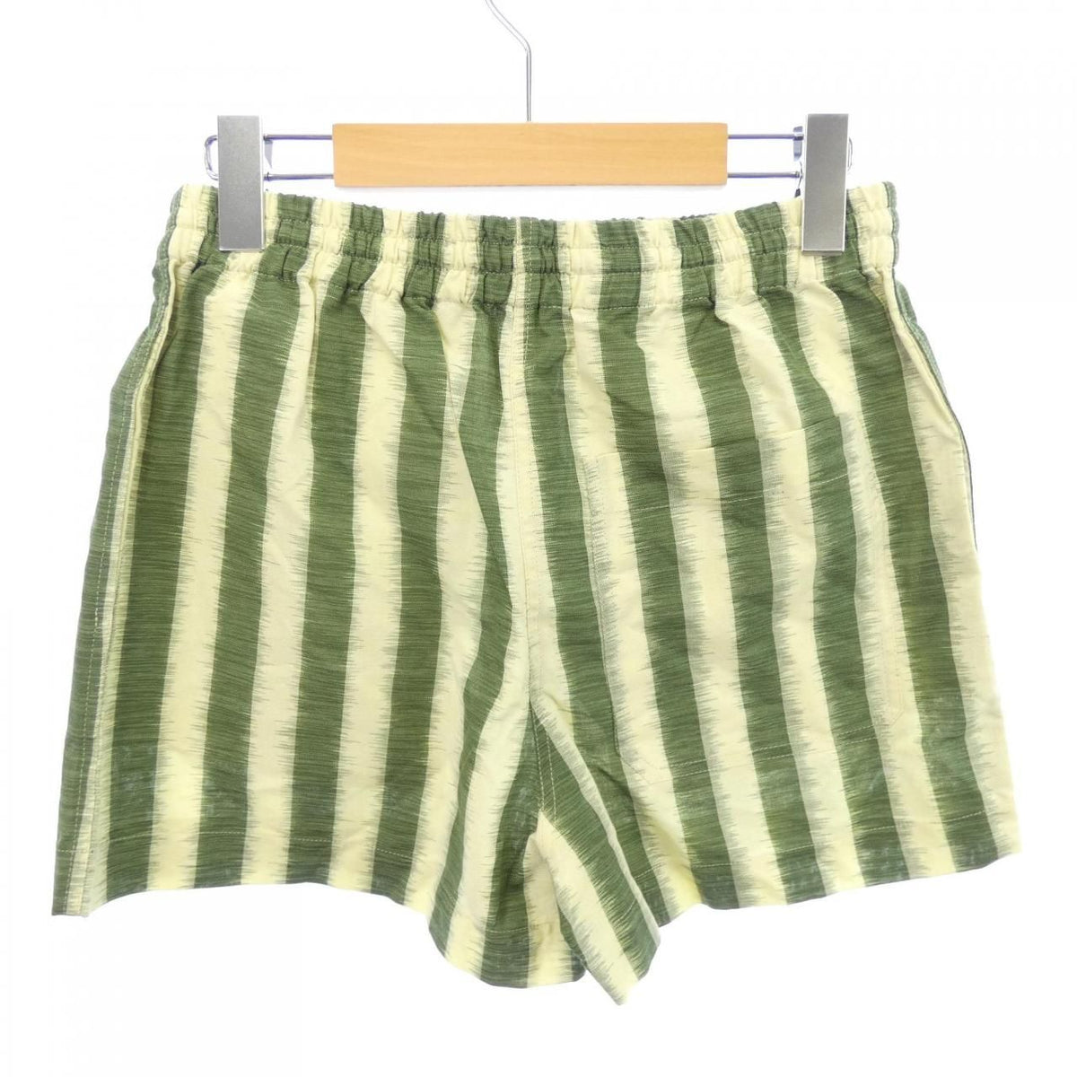 Dior Shorts Gold — view 2
