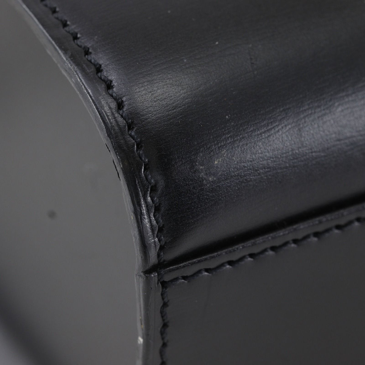 Cartier Panthere Calfskin Black Handbag — view 4