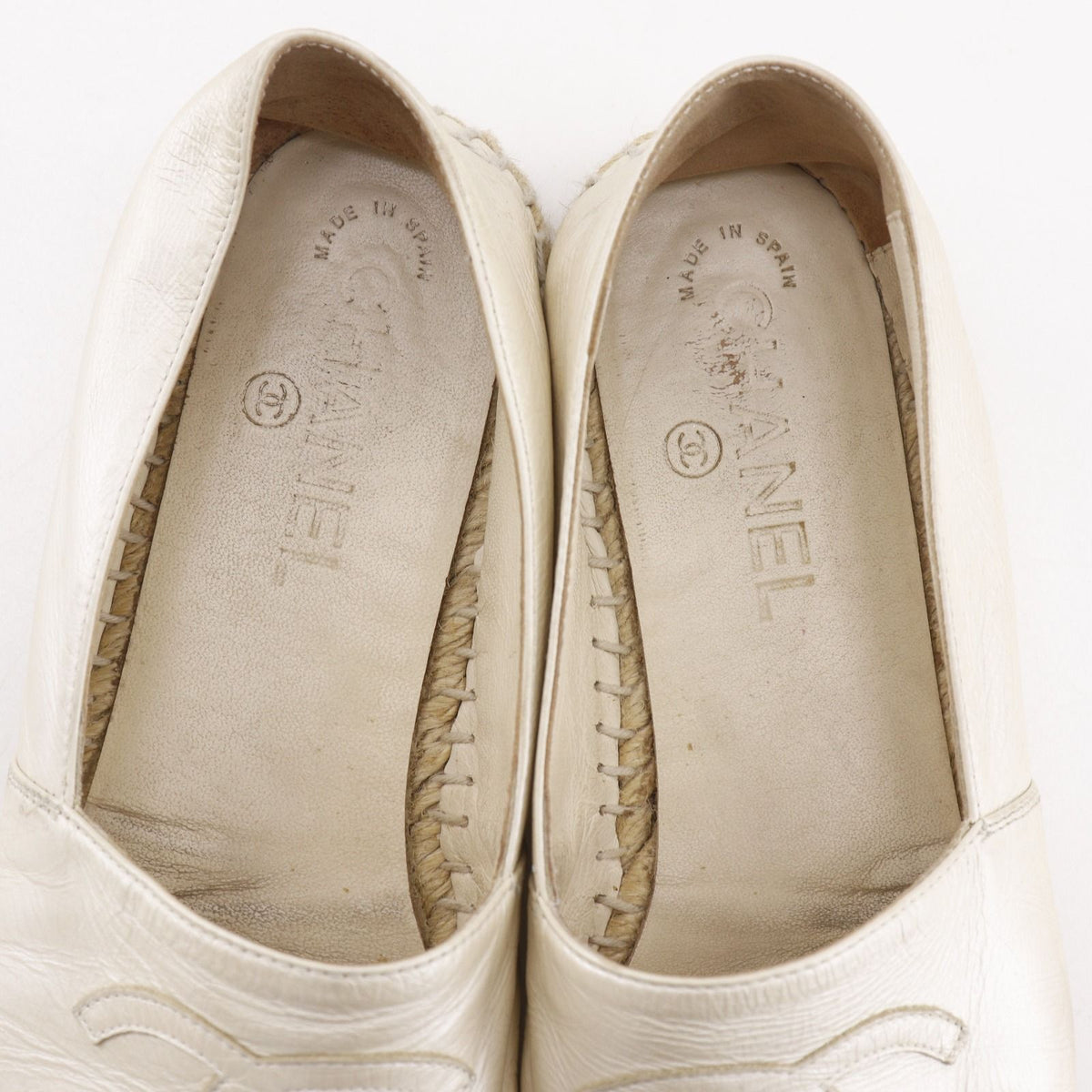 Chanel Espadrilles CC Logo B Lambskin White Slip Ons Slippers — view 6