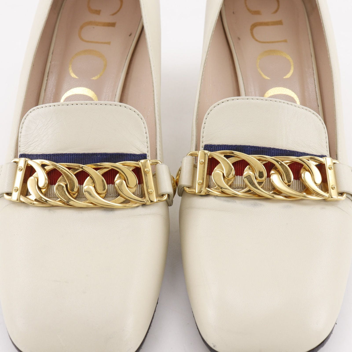 Gucci Sylvie Sherry Line Chain Leather Ivory Pumps Heels — view 7