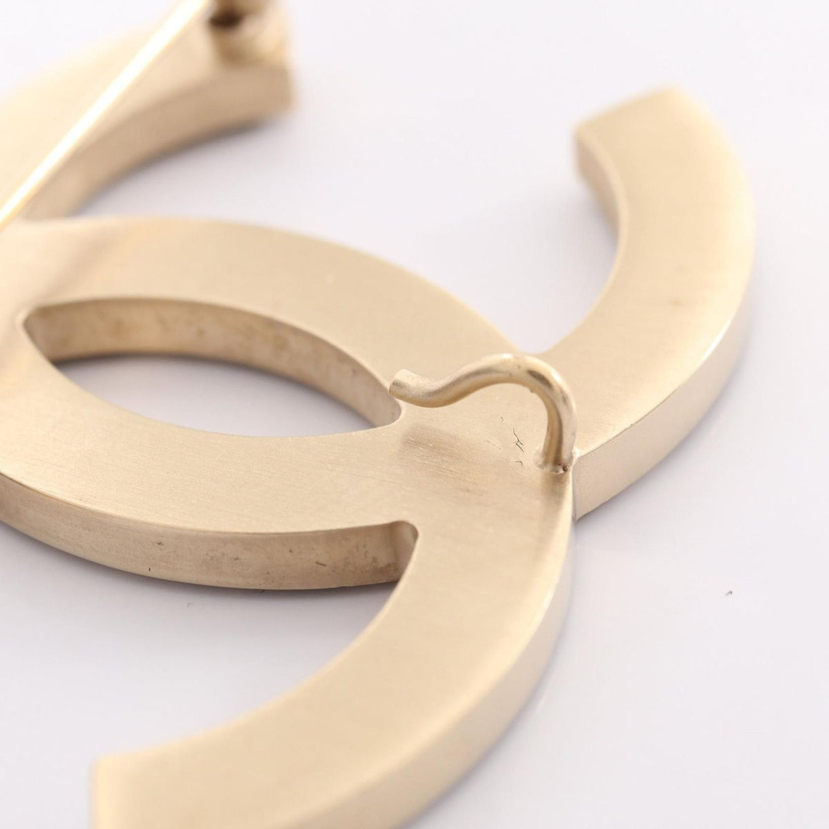 Chanel Brooch CC Logo Lace — view 7