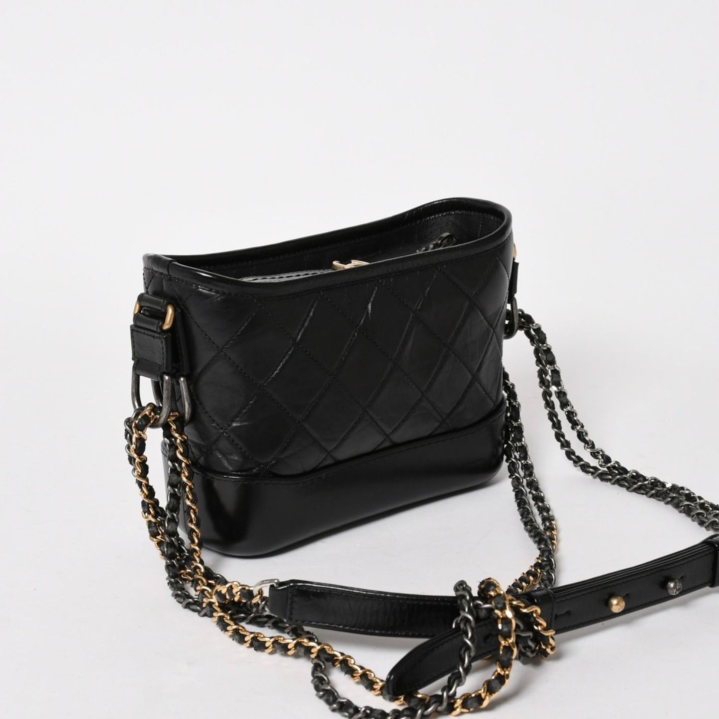Chanel Gabrielle Shoulder Bag Chain Leather Black Gold — view 3